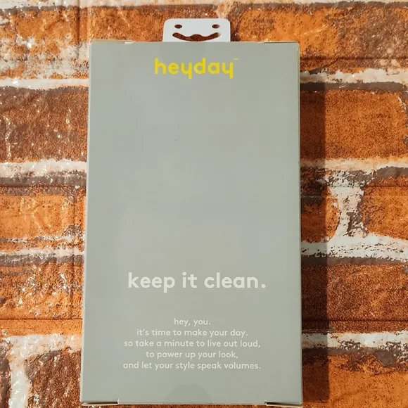 Heyday Elegant Gold and Cream Phone Case - Picture 3 of 3